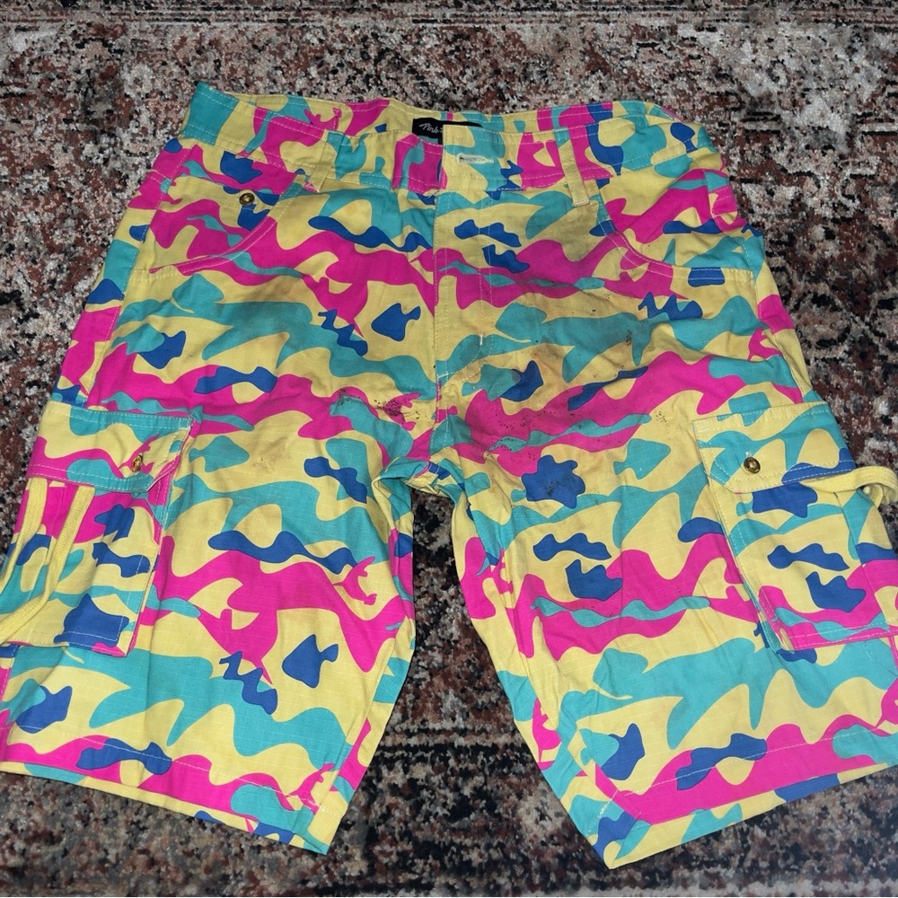Pink Dolphin VTG Camouflage Shorts Small